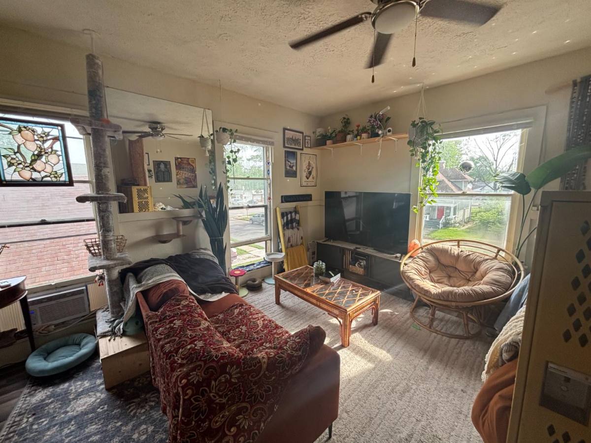 Apartment for rent at 707 S 17th St #3, Terre Haute, IN 47807