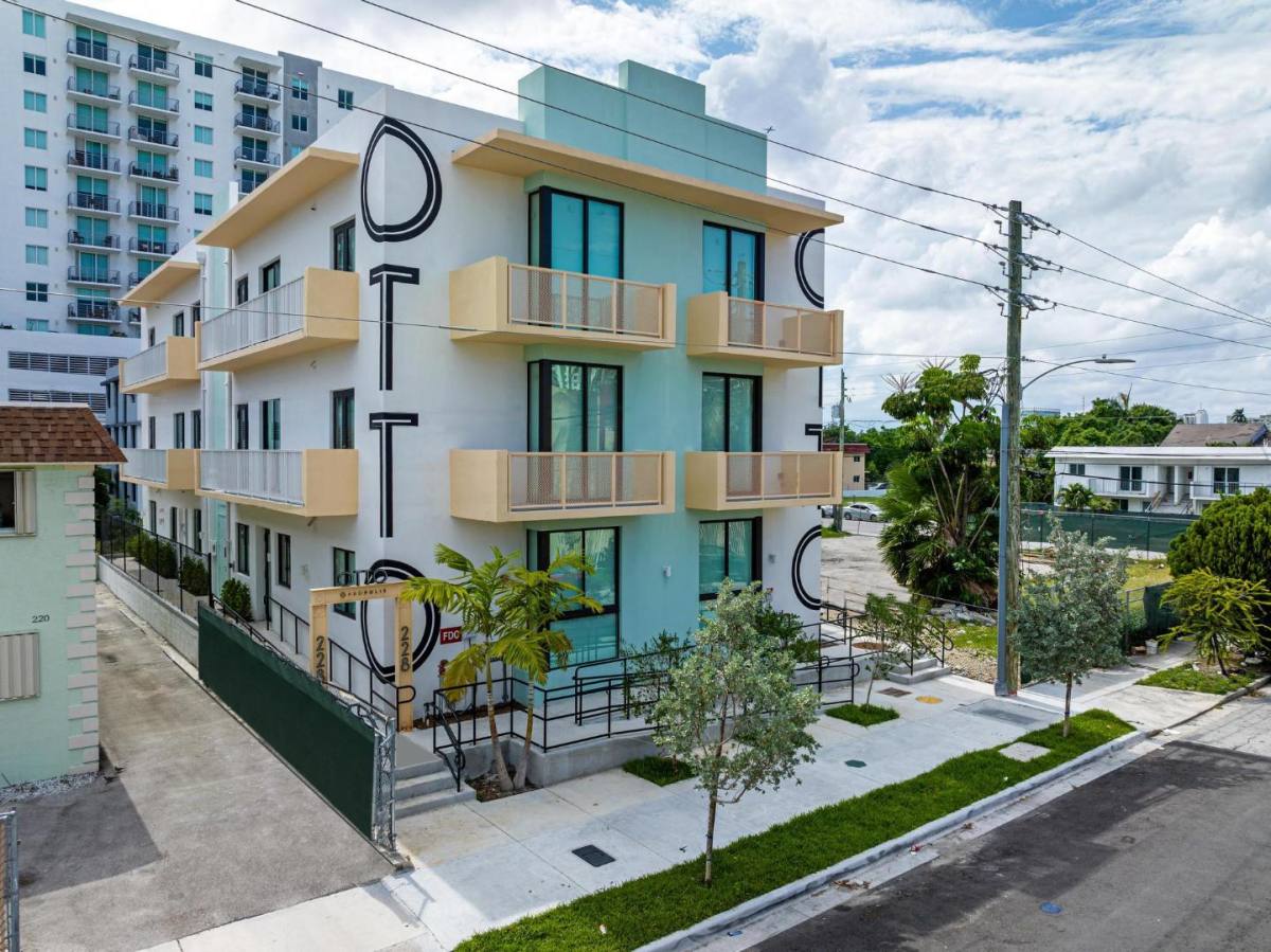 Apartment for rent at 228 NW 7th Ave #11B, Miami, FL 33128