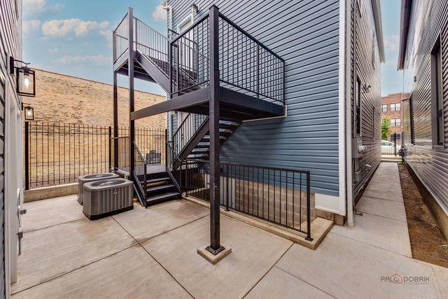 Apartment for rent at 1746 N California #1, Chicago, IL 60647