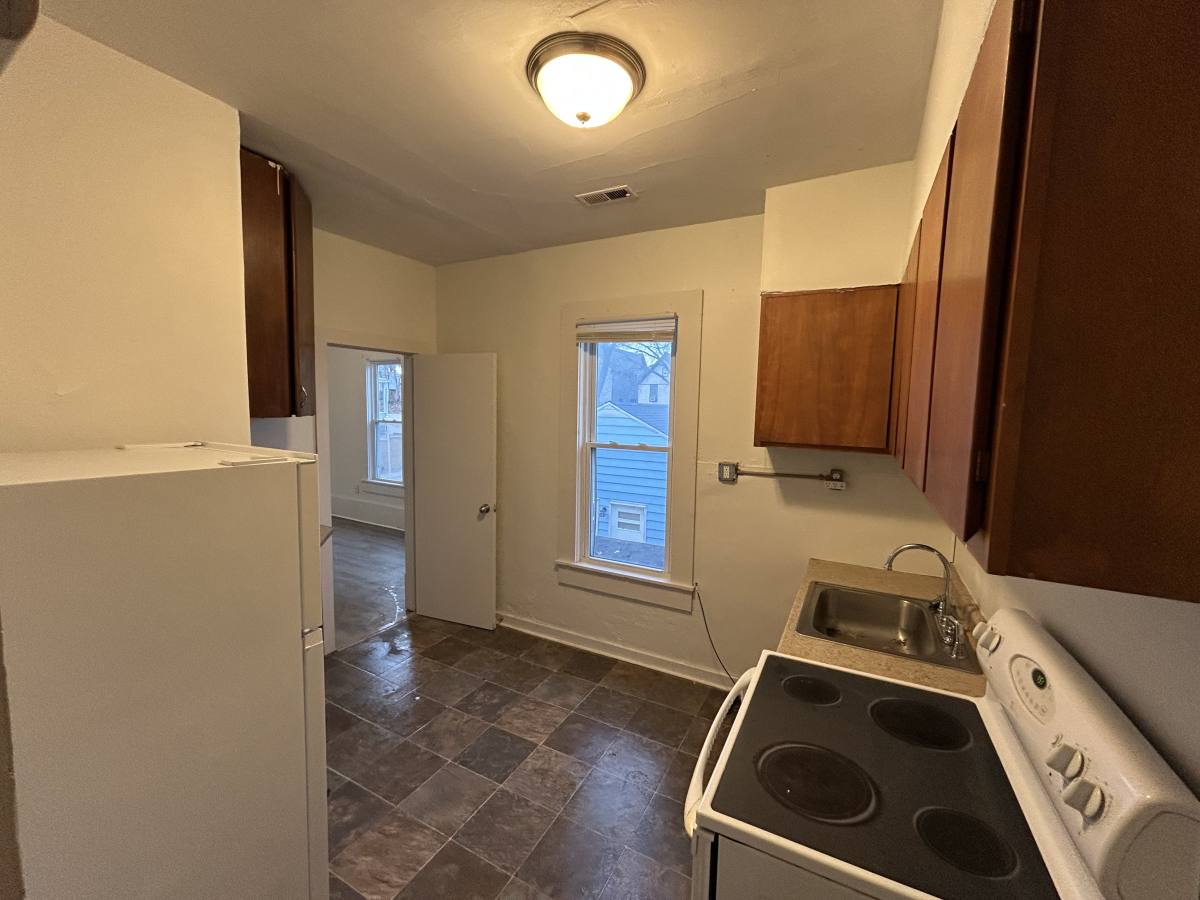 Apartment for rent at 1080 Wilson Ave #1082 1 2, Dubuque, IA 52001
