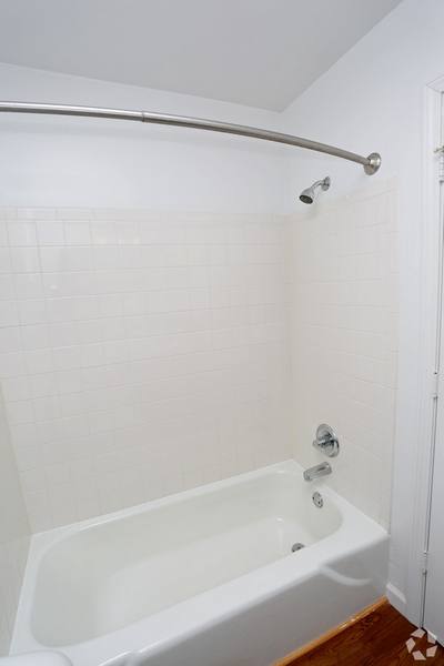 Apartment for rent at City View, 95 Kentucky Dr, Newport, KY 41071