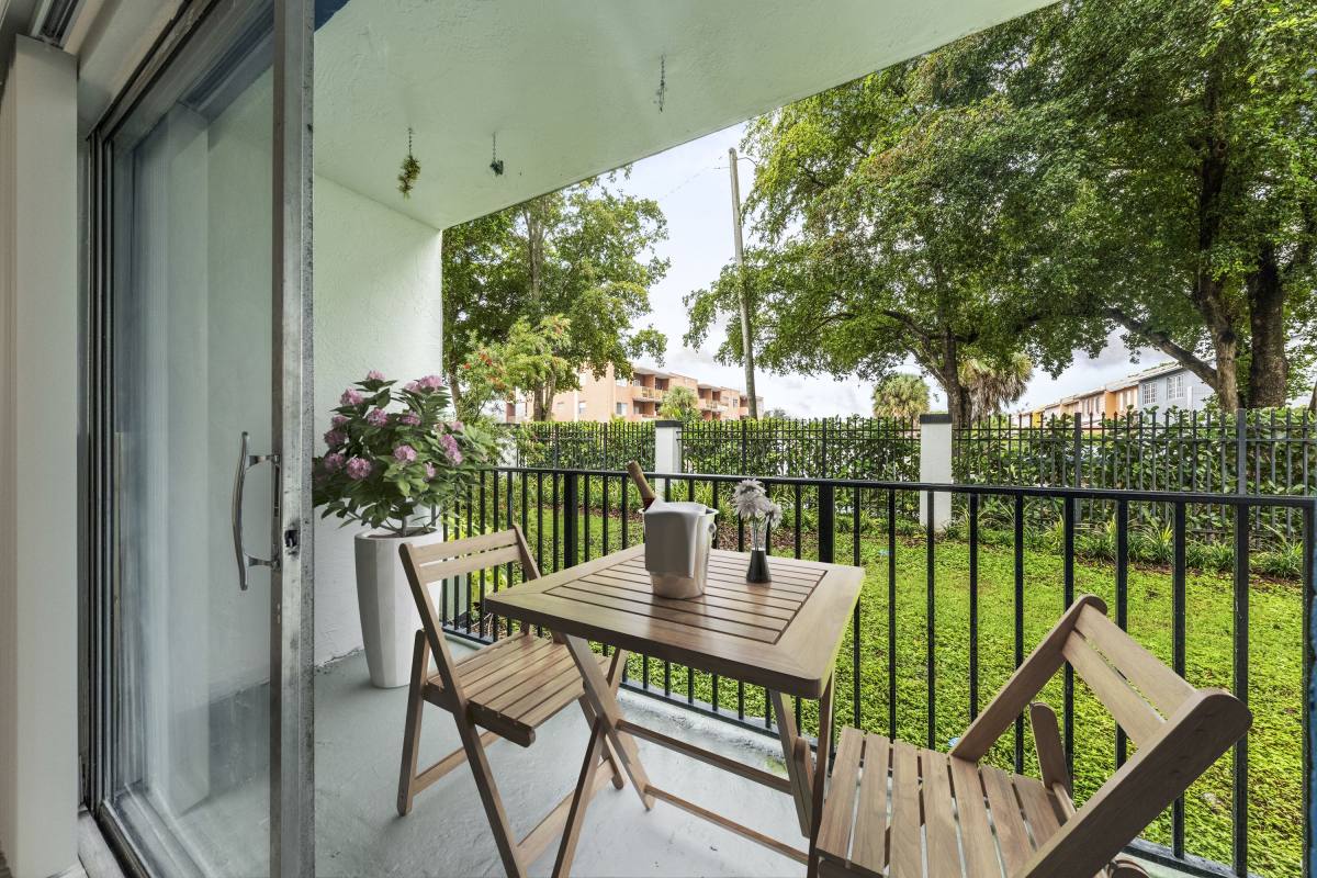 Apartment for rent at Aciano Hialeah, 6975 W 16th Ave, Hialeah, FL 33014