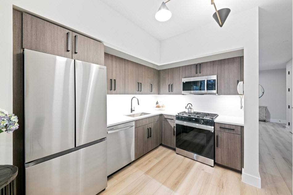 Apartment for rent at 95 Wall St #2112, New York, NY 10005