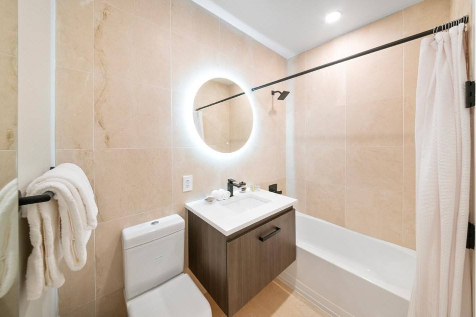 Apartment for rent at 95 Wall St #2112, New York, NY 10005