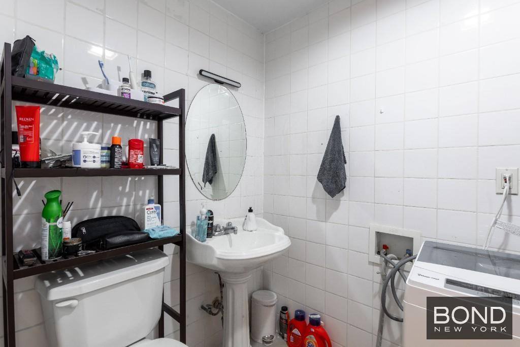 Apartment for rent at 810 Broadway #5R, New York, NY 10003