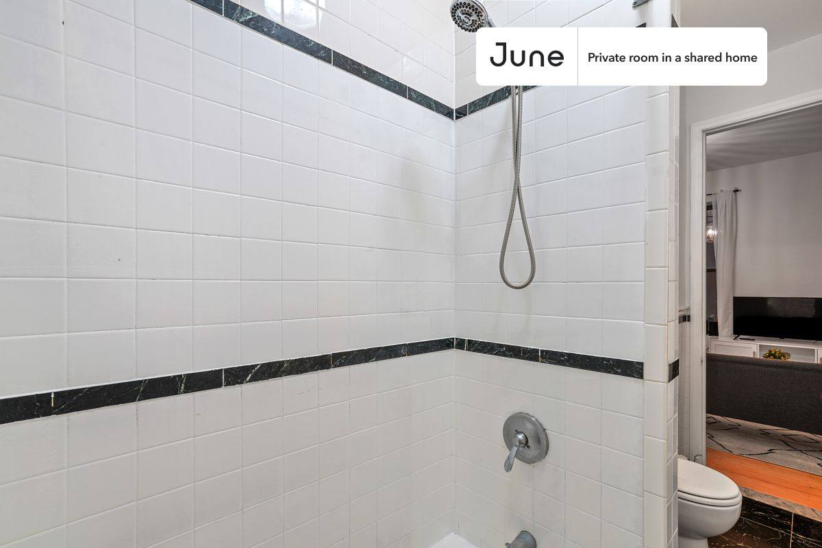 Apartment for rent at 301 Saint Nicholas Ave #A, New York, NY 10027