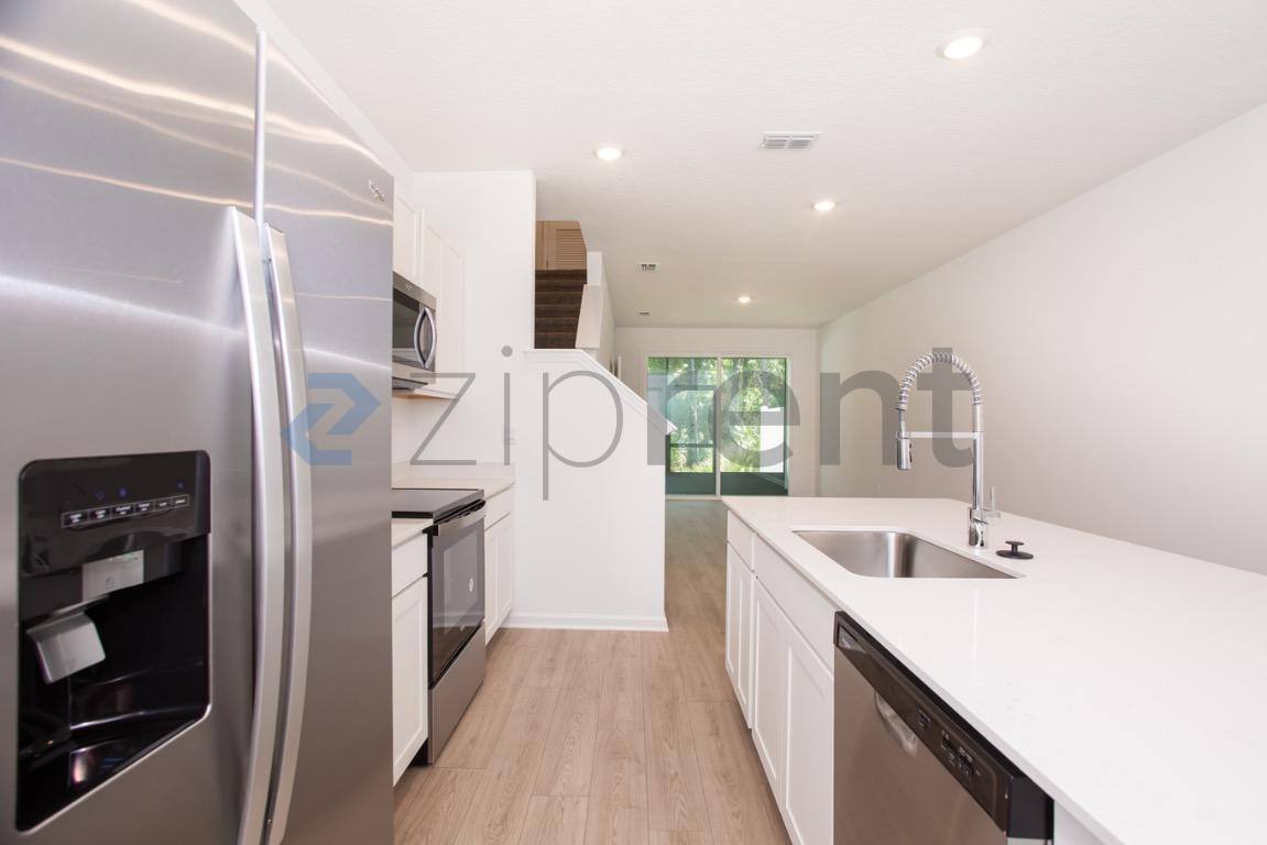 Townhouse for rent at 171 Palmetto Ridge Rd, Saint Augustine, FL 32095