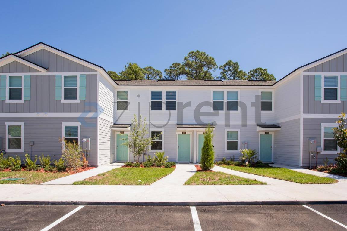 Townhouse for rent at 171 Palmetto Ridge Rd, Saint Augustine, FL 32095
