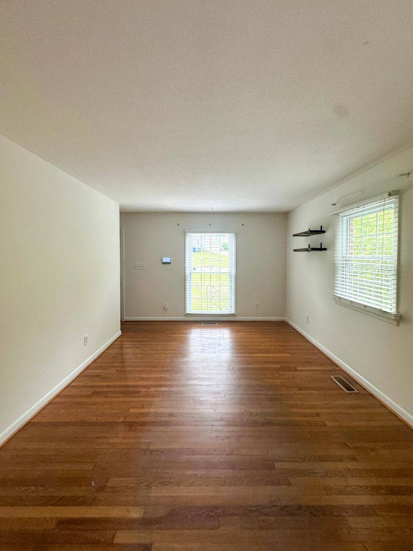 House for rent at 726 Dandridge Dr, Fayetteville, NC 28303