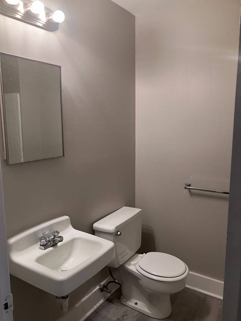 Apartment for rent at 2063 Vineville Ave, Macon, GA 31204