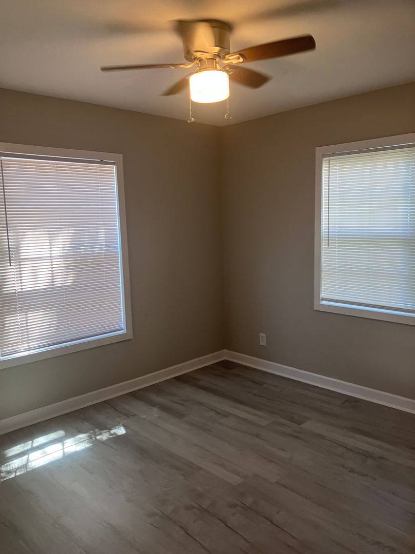 Apartment for rent at 2063 Vineville Ave, Macon, GA 31204