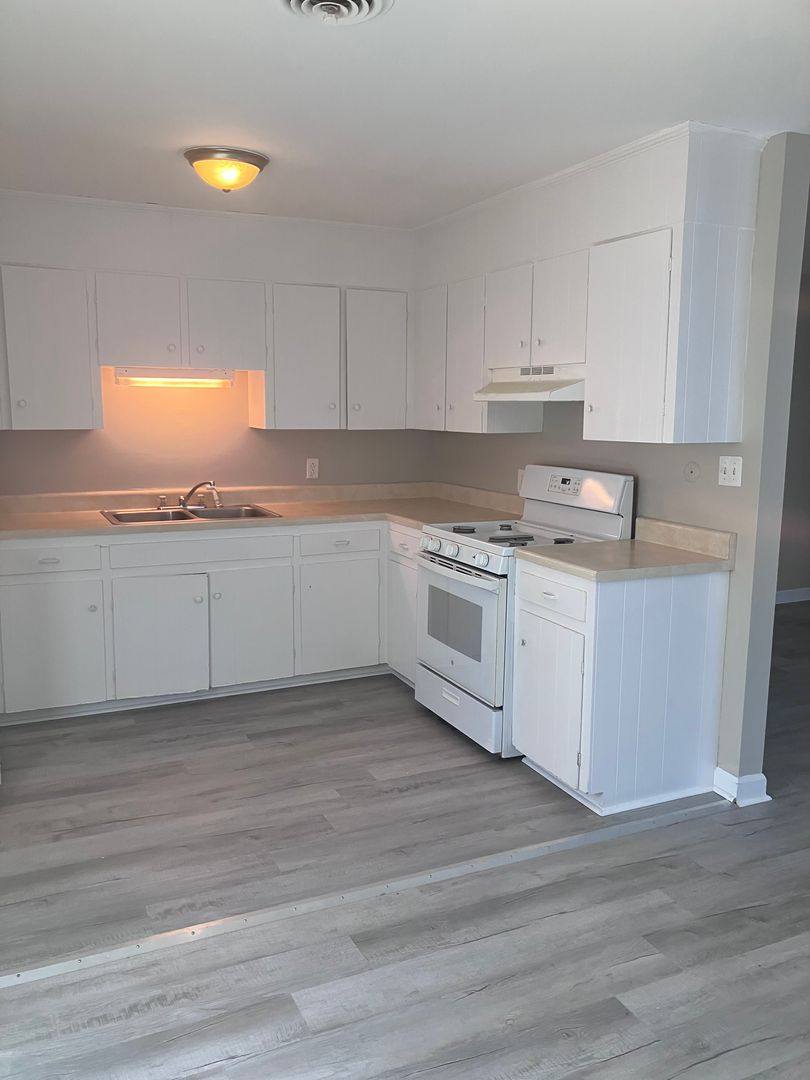 Apartment for rent at 2063 Vineville Ave, Macon, GA 31204