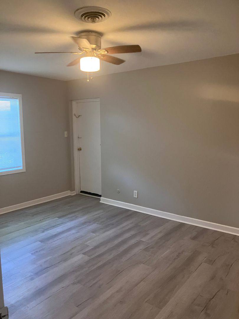 Apartment for rent at 2063 Vineville Ave, Macon, GA 31204