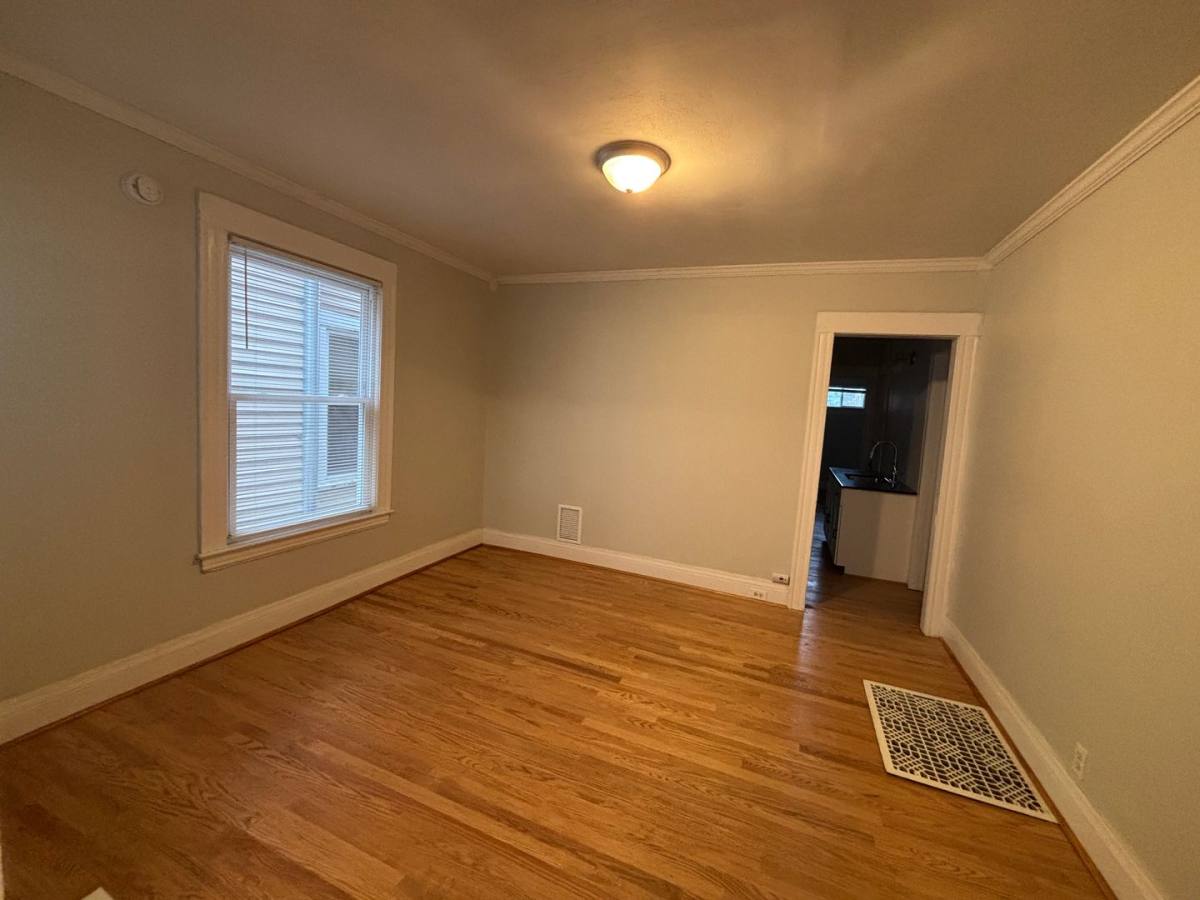 Apartment for rent at 117-119 Whittier Ave, Syracuse, NY 13204
