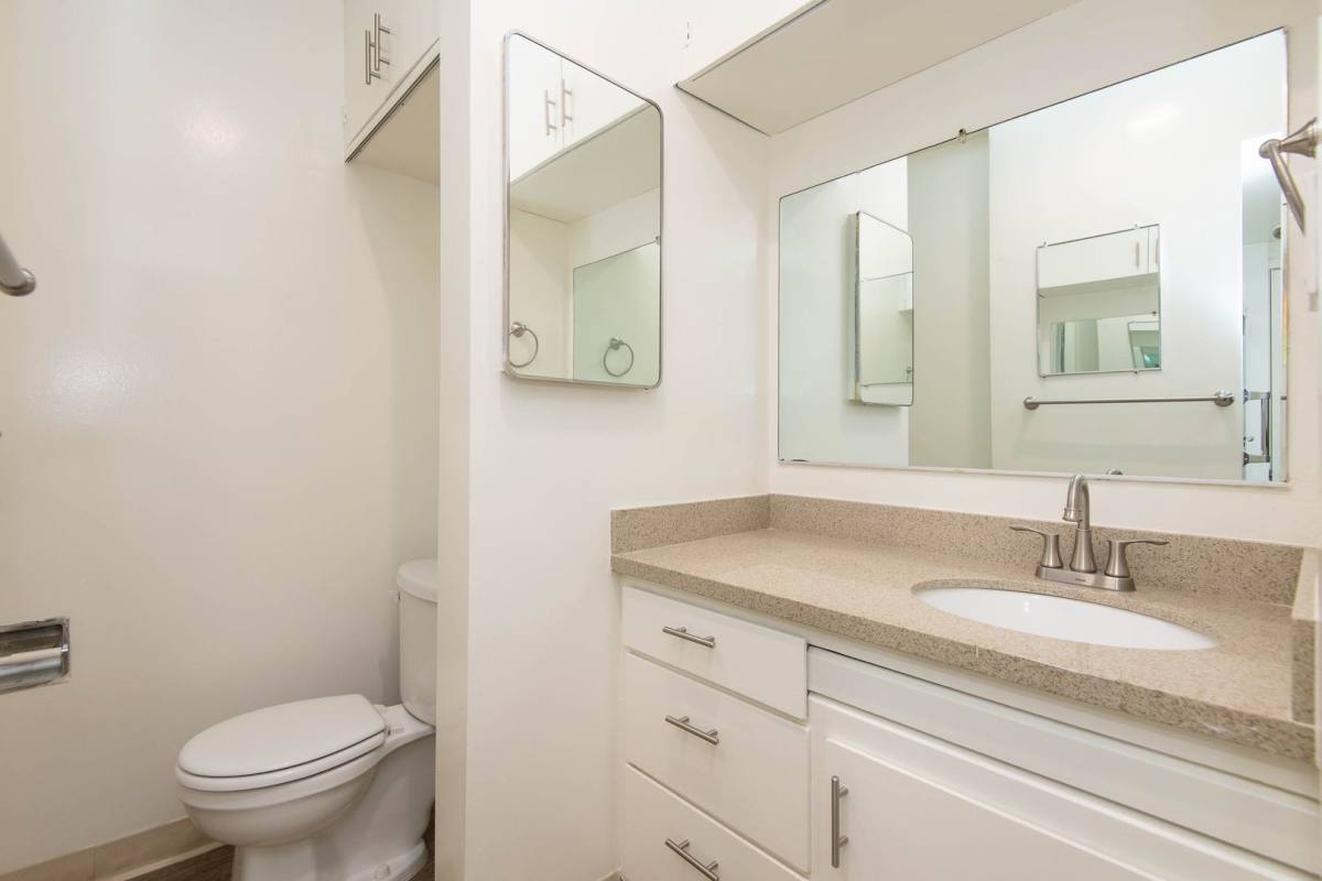 Apartment for rent at 200-206 W Maple St, Glendale, CA 91204