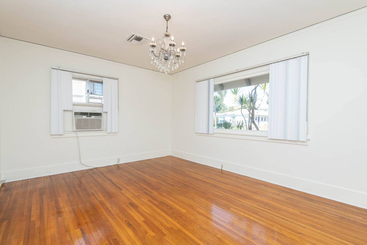 Apartment for rent at 200-206 W Maple St, Glendale, CA 91204