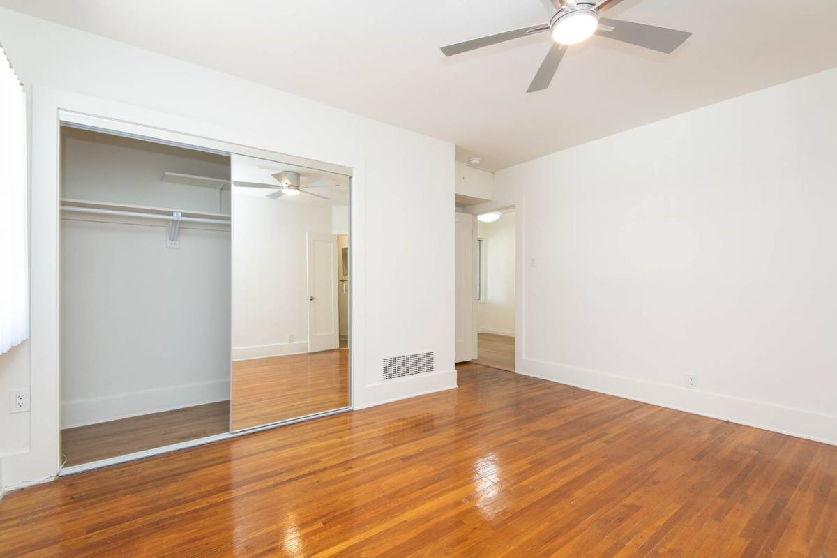 Apartment for rent at 200-206 W Maple St, Glendale, CA 91204
