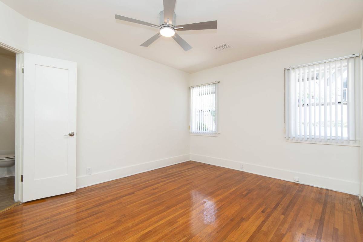 Apartment for rent at 200-206 W Maple St, Glendale, CA 91204