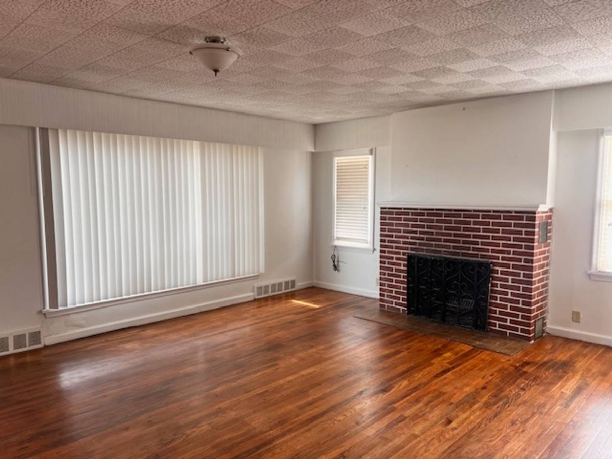 House for rent at 112 S 100 E, Parowan, UT 84761