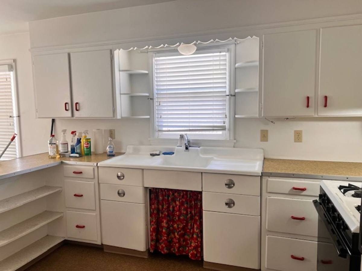 House for rent at 112 S 100 E, Parowan, UT 84761