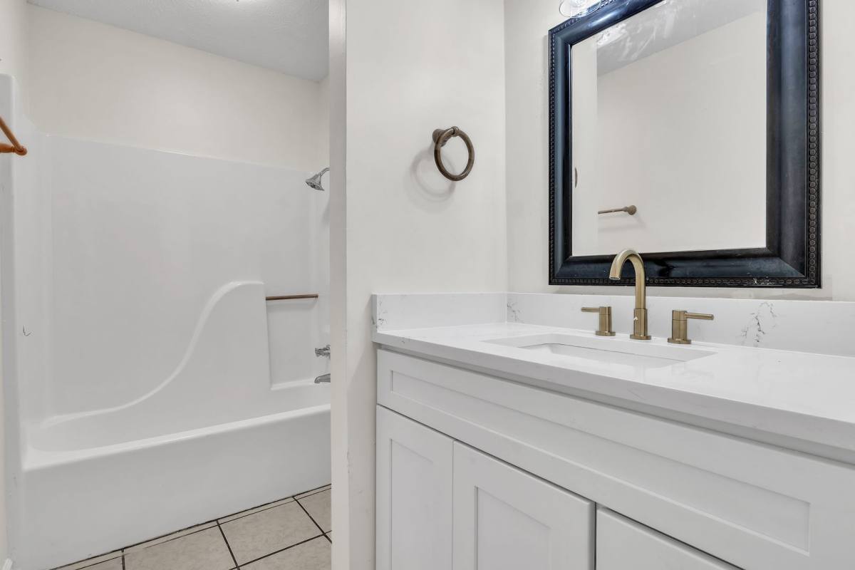 Apartment for rent at 1056 N Montgomery St, Starkville, MS 39759