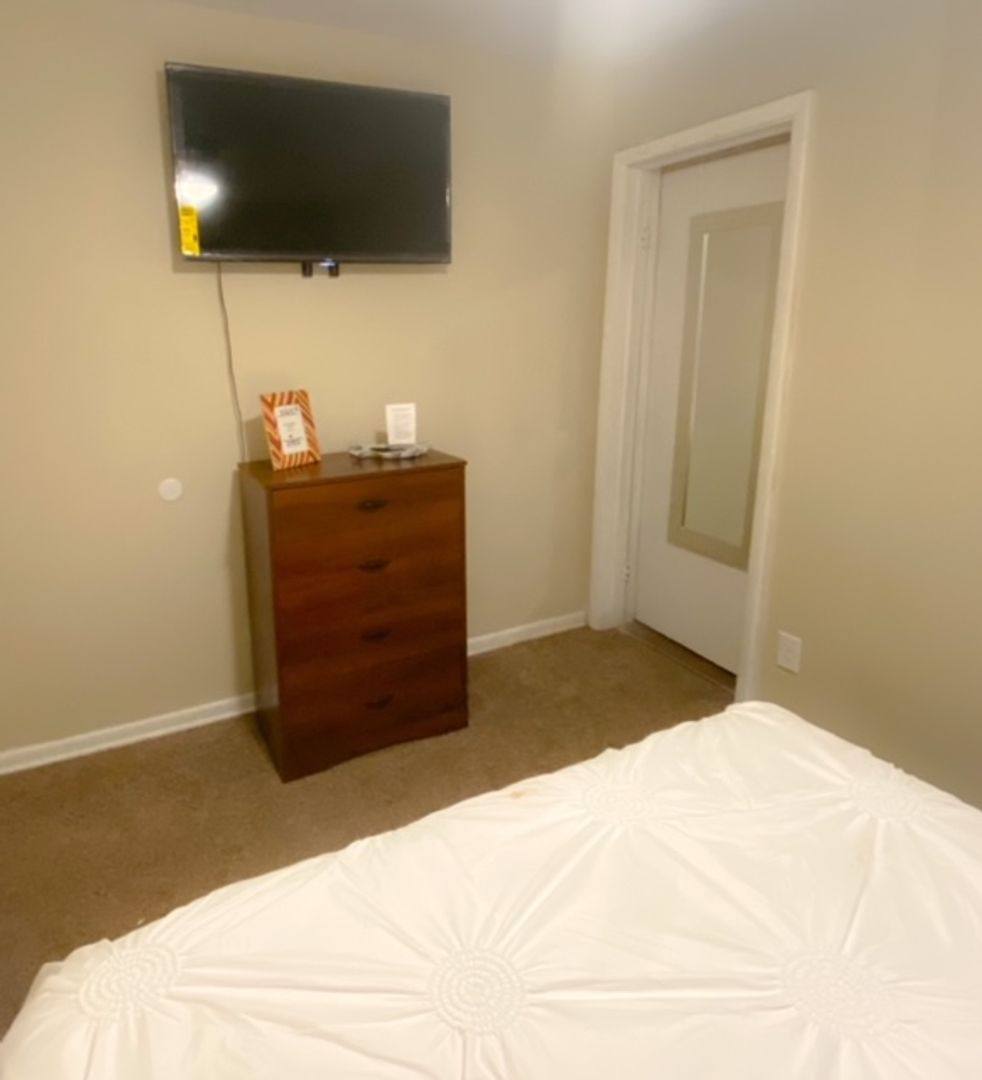 Apartment for rent at 1419 Oxford State Rd, Middletown, OH 45044