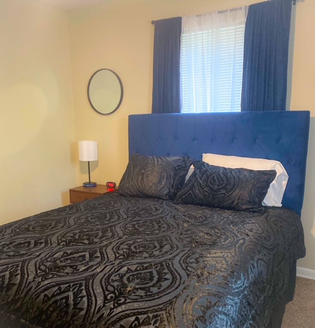 Apartment for rent at 1419 Oxford State Rd, Middletown, OH 45044