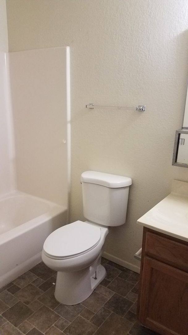 Apartment for rent at 2801 E Idaho, Las Cruces, NM 88011