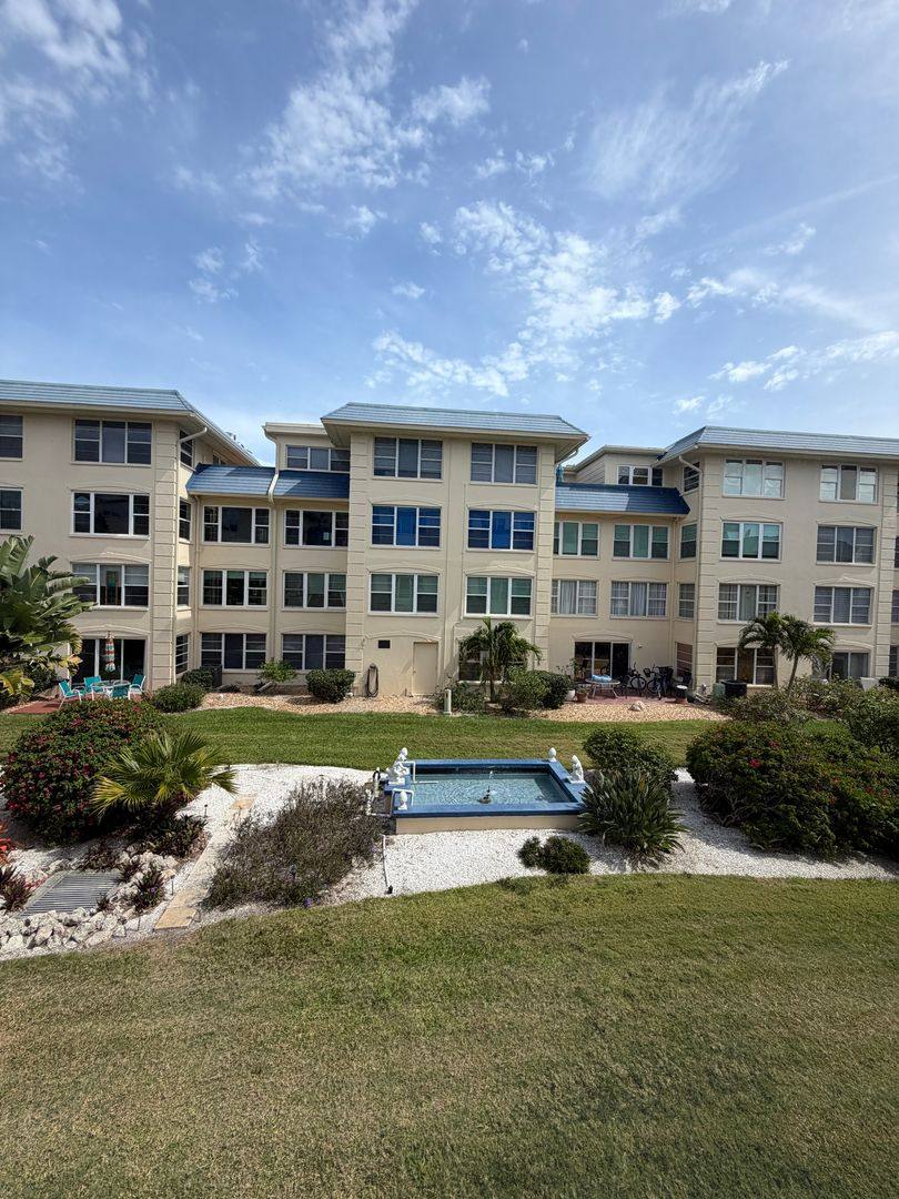 Condo for rent at 3802 Gulf of Mexico Dr, Longboat Key, FL 34228