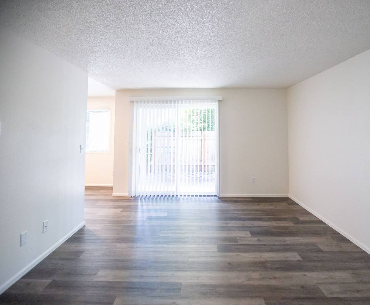 Apartment for rent at 2377 W Hayes St, Woodburn, OR 97071
