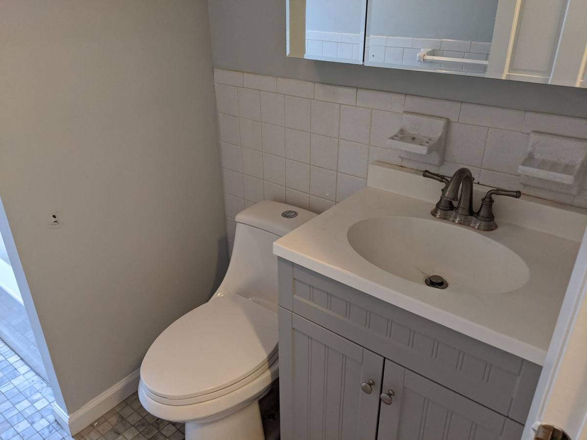 Apartment for rent at 998-1008 Campbell Ave, West Haven, CT 06516