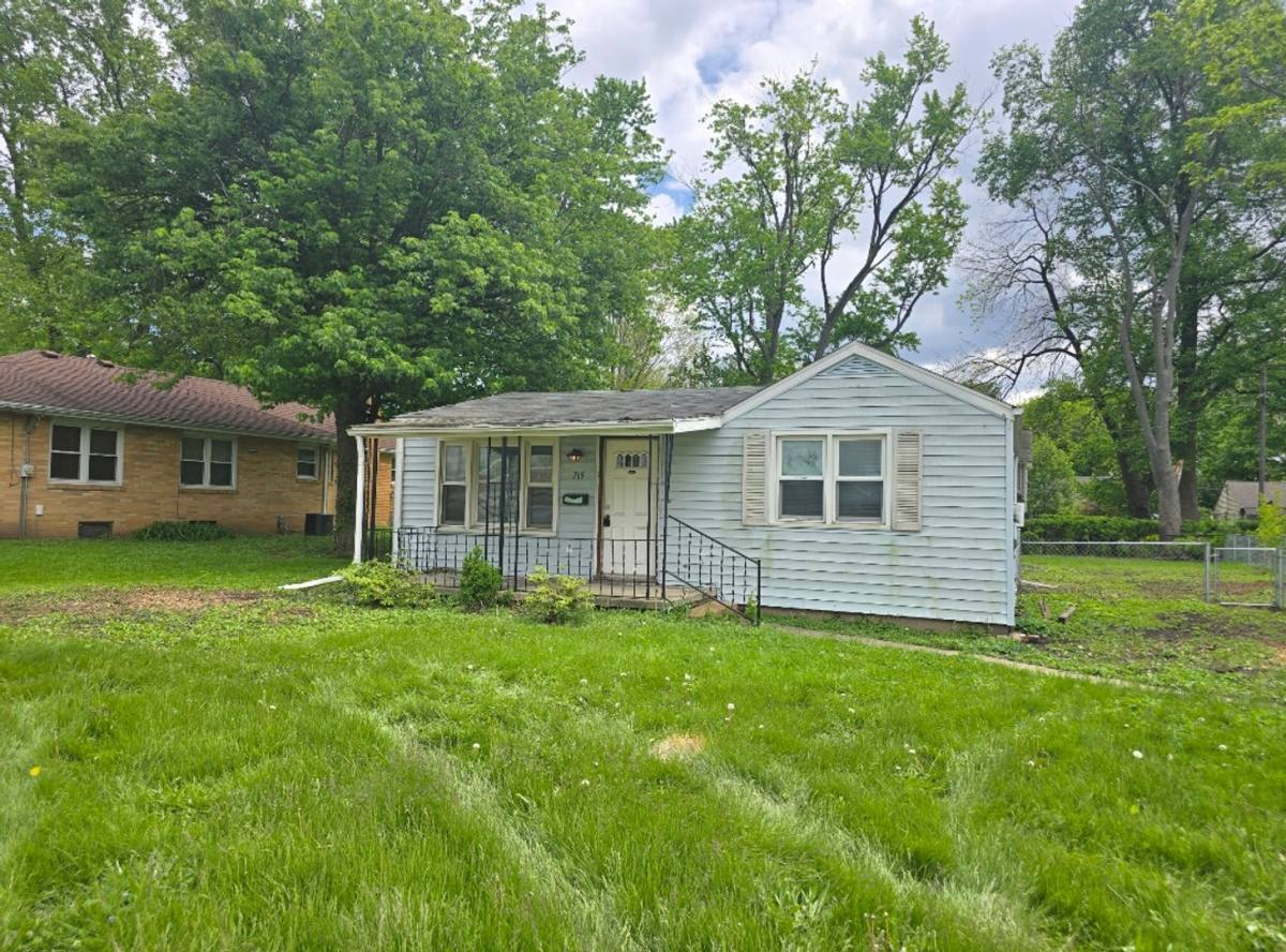 House for rent at 715 Hale, Normal, IL 61761