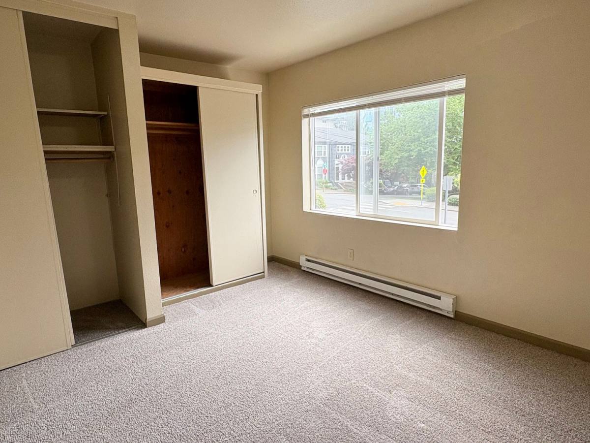 Apartment for rent at 5502 15th Ave NE, Seattle, WA 98105