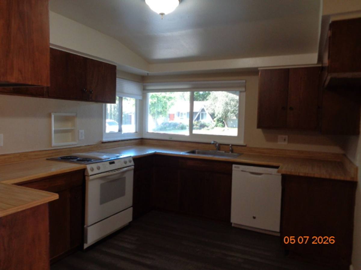 House for rent at 449 Azalea Dr, Vacaville, CA 95688