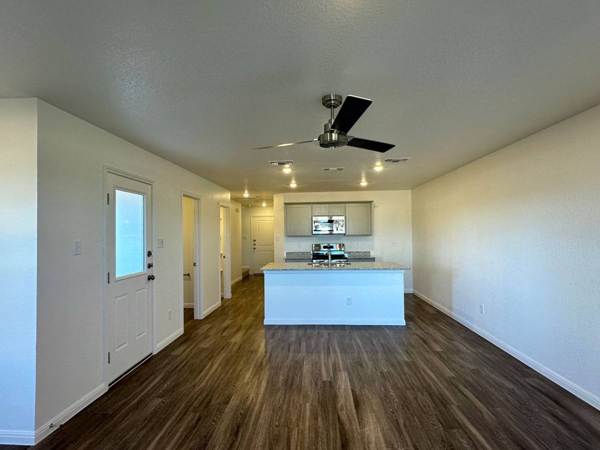 Townhouse for rent at 5909 Betty Lou Dr, Killeen, TX 76549