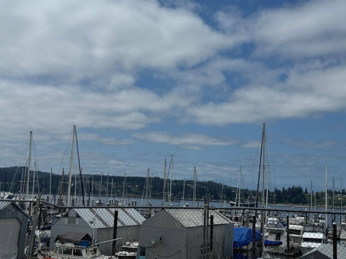 Apartment for rent at 429 Bay St, Port Orchard, WA 98366