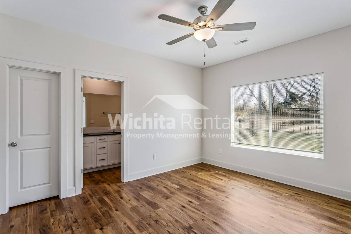 Apartment for rent at 12872 - 12874 W Wheatland St, Wichita, KS 67235