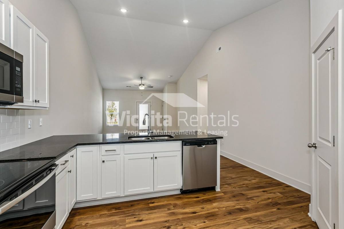 Apartment for rent at 12872 - 12874 W Wheatland St, Wichita, KS 67235