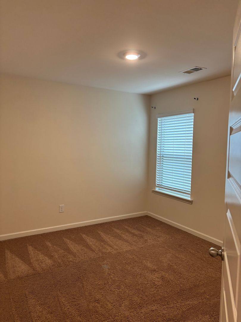 House for rent at 333 Emporia Loop, McDonough, GA 30253