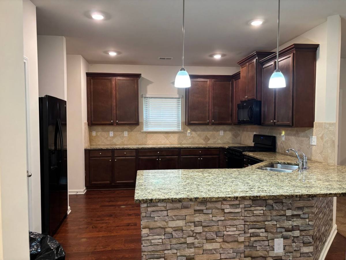House for rent at 333 Emporia Loop, McDonough, GA 30253