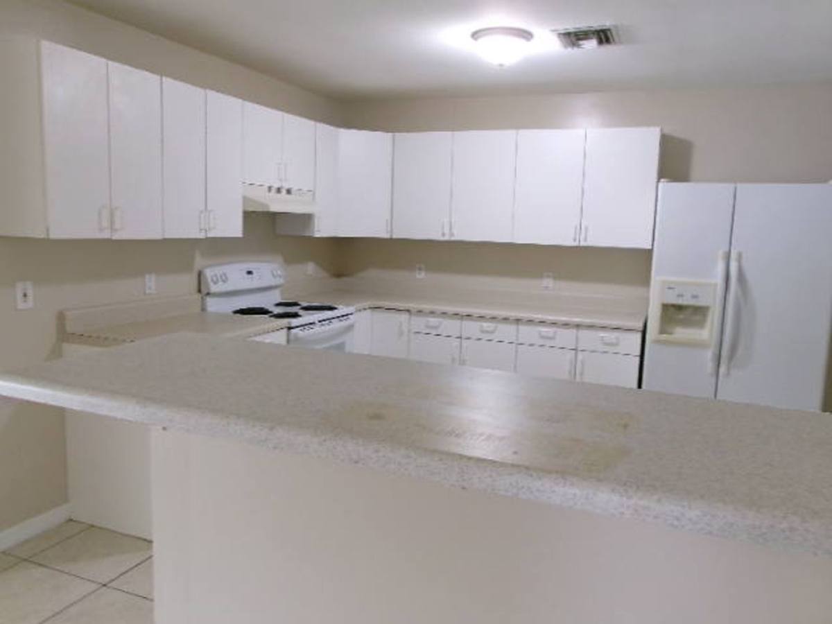 House for rent at 2821 Santa Barbara Blvd, Cape Coral, FL 33914