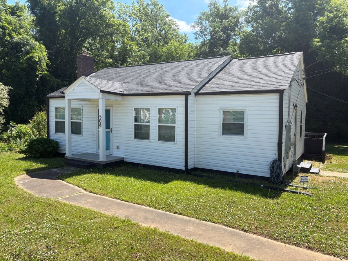 House for rent at 508 N Main St, Lowell, NC 28098
