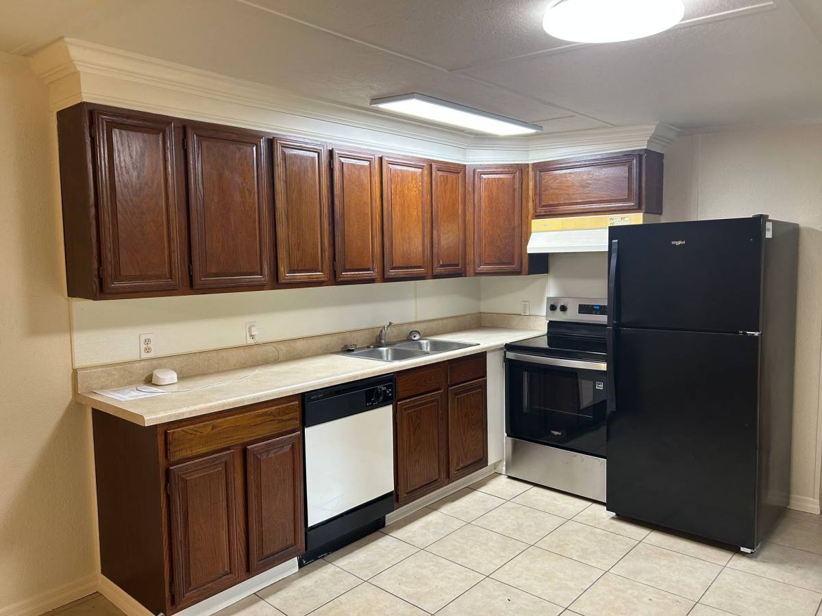 Apartment for rent at 1481 Nocatee St, Intercession City, FL 33848