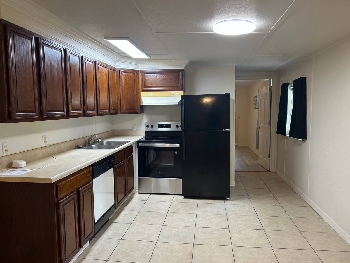 Apartment for rent at 1481 Nocatee St, Intercession City, FL 33848