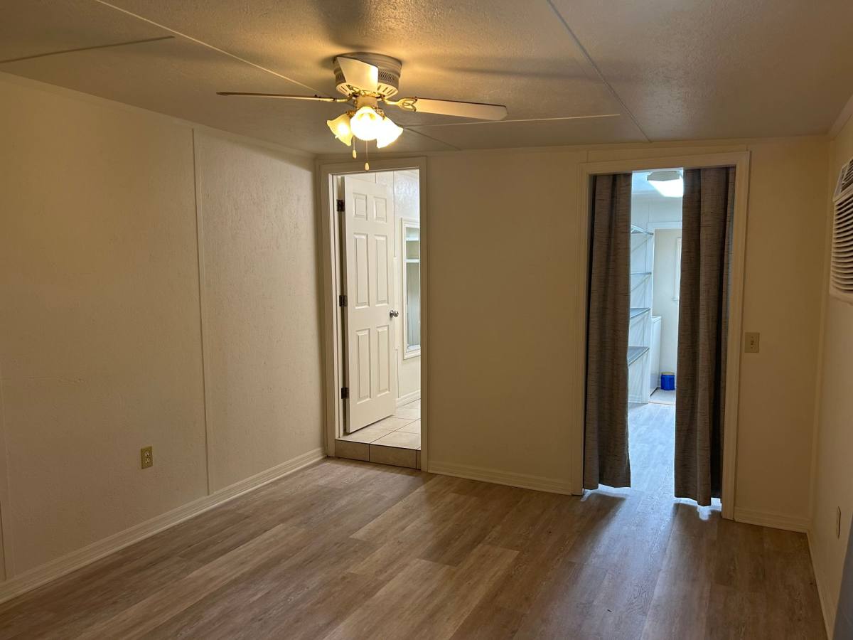 Apartment for rent at 1481 Nocatee St, Intercession City, FL 33848