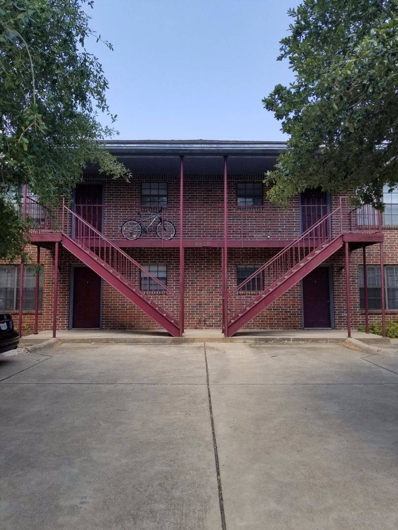 House for rent at 1808 D Woodsman Dr, College Station, TX 77840