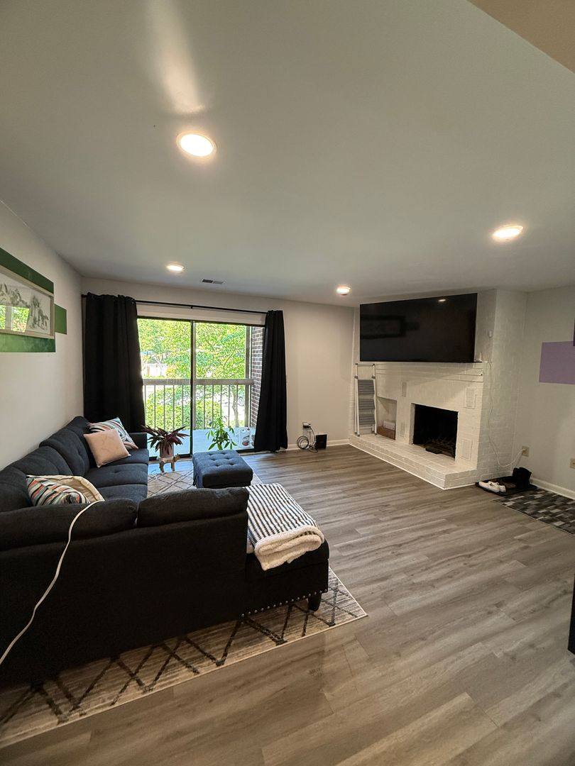 Apartment for rent at 2105 Turtle Creek Dr #8, Henrico, VA 23233