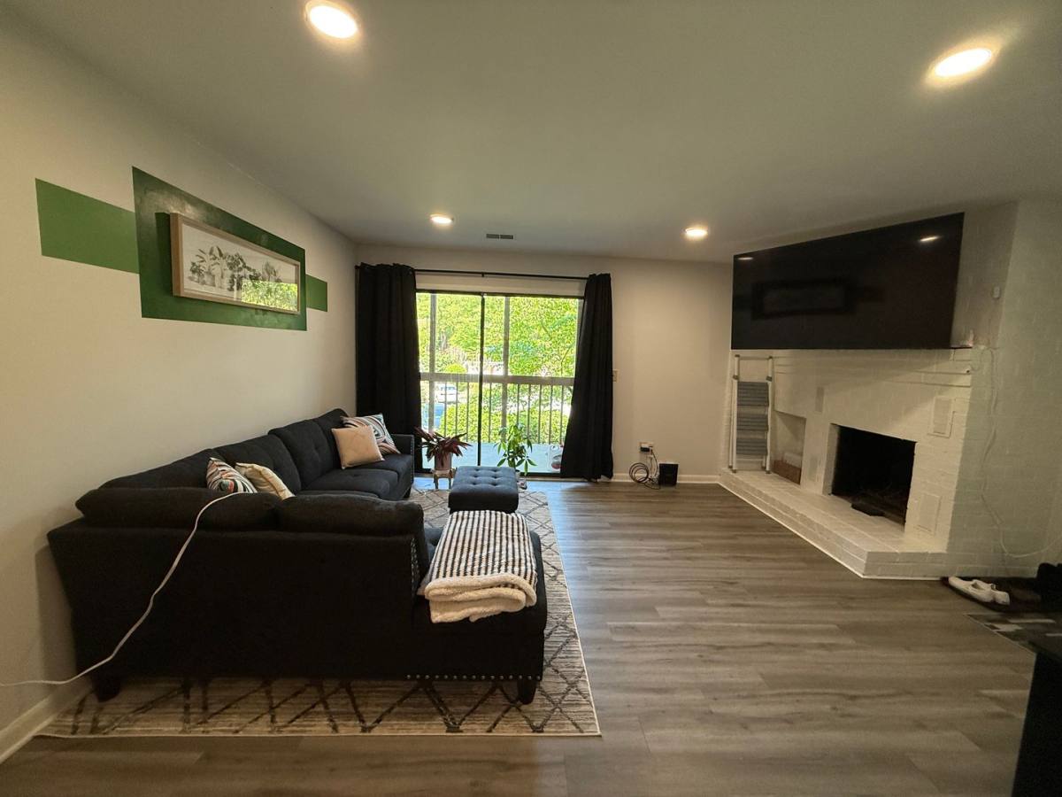 Apartment for rent at 2105 Turtle Creek Dr #8, Henrico, VA 23233