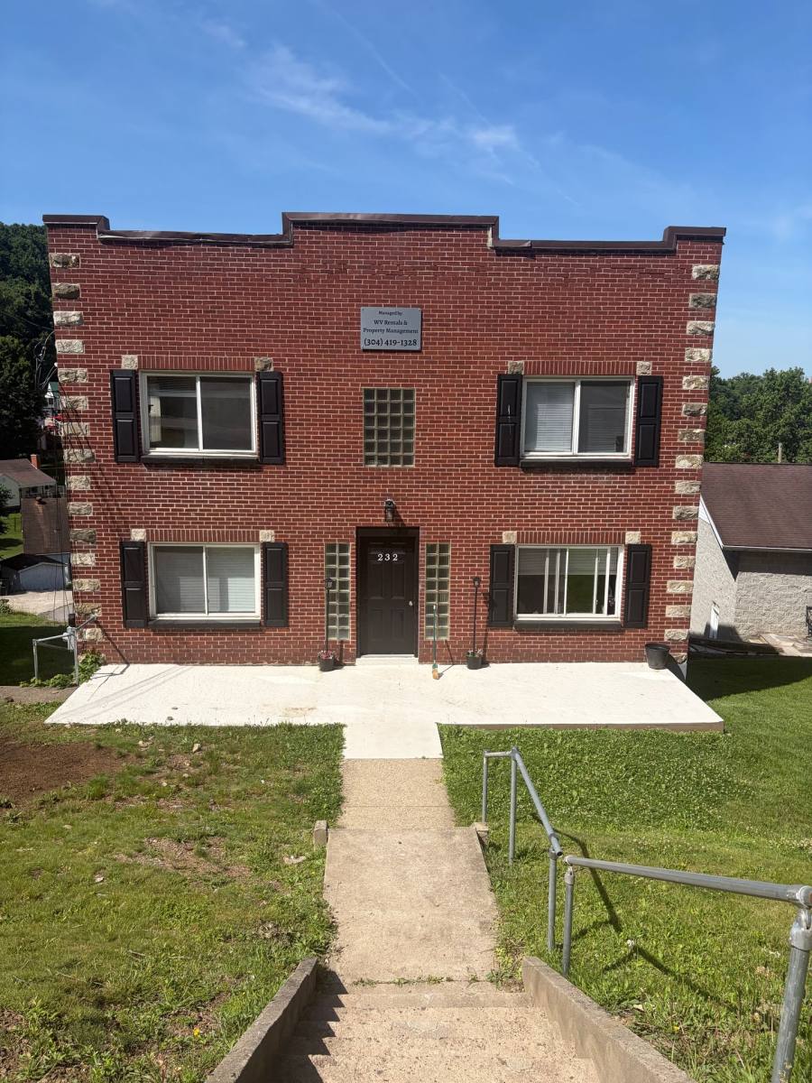 Apartment for rent at 232 Sutherland Dr, South Charleston, WV 25303