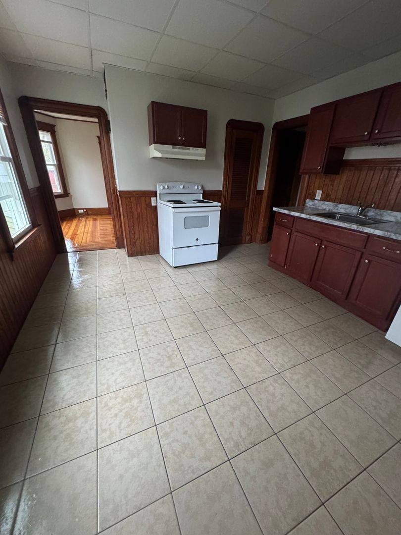 Apartment for rent at 64-66 Ames Ave, Chicopee, MA 01013